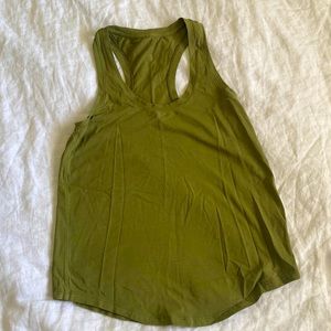 Lululemon tank EUC SIZE 6